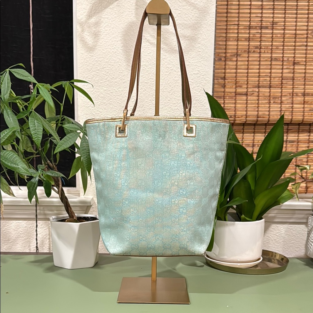 Gucci Blue and Gold Textured Tote Bag - Picture 2 of 14